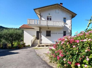 Villa unifamiliare in vendita a Valle Castellana