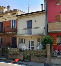 Villetta a schiera in Vendita in Via Trebbia 26 a Piacenza