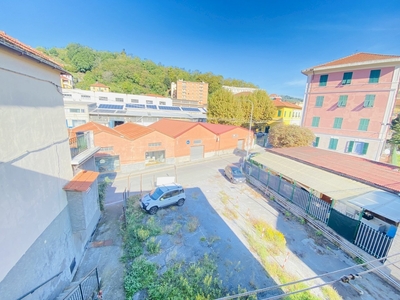 Appartamento - Bilocale a Pontedecimo, Genova