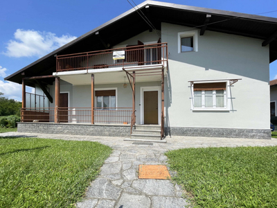 casa in vendita a Borgo Ticino