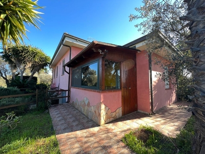 Villa con giardino in strada vicinale di garrone 109, Alghero