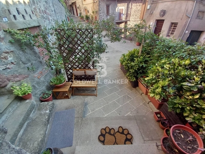 Appartamento in vendita in Soriano Nel Cimino, Italia