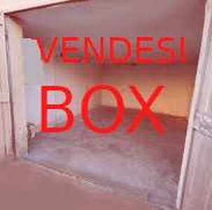 Box / Garage in vendita a Piacenza - Zona: Viale Dante