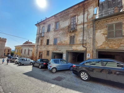 Stabile/Palazzo in vendita a Mosciano Sant'Angelo
