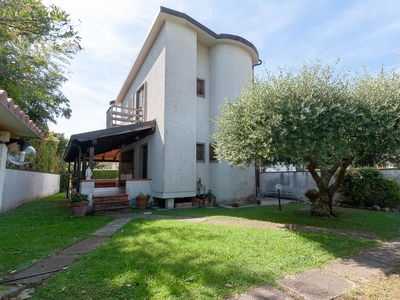 Villa Bifamiliare in vendita, Pietrasanta focette