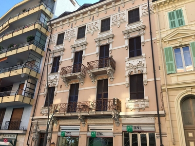 Appartamento in Affitto in Corso Augusto Mombello 72 a Sanremo