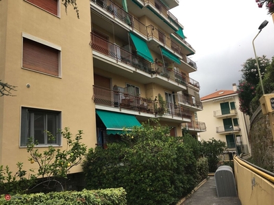 Appartamento in Affitto in Strada Privata Peiranze 13 a Sanremo