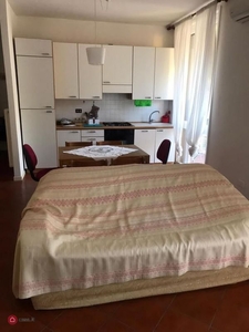 Appartamento in Affitto in Via Fogazzaro a Riccione