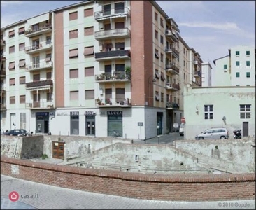 Capannone in Affitto in Via Buia 3 a Livorno
