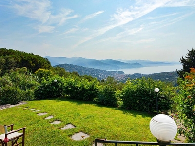 Casa Bi/Trifamiliare in Affitto in Via partigiano simone stefani a Santa Margherita Ligure