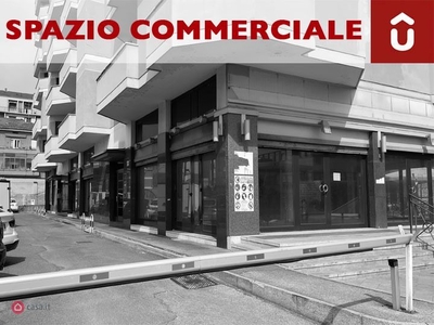 Negozio/Locale commerciale in Affitto in a Brescia