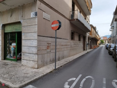 Negozio/Locale commerciale in Affitto in Via Tiburtina a Frosinone