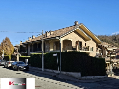 Trilocale con terrazzo, Castiglione Torinese centro