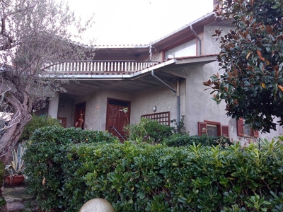 Villa in vendita a Vetralla Viterbo