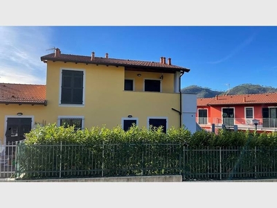 Villa trifamiliare in vendita a Brugnato, Brugnato, SP