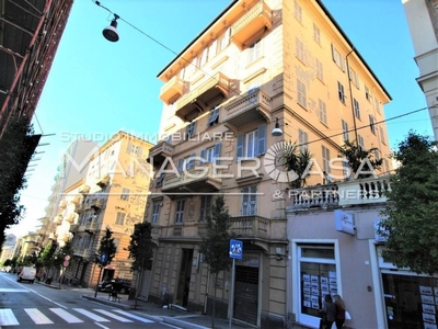 Ufficio in vendita a Genova viale Carlo Canepa, 18