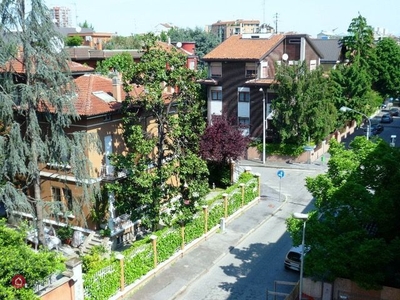 Appartamento in Affitto in BISSOLATI a Milano
