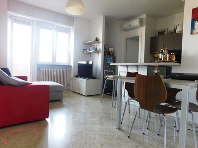 Appartamento in Affitto in Via Solari 43 a Milano