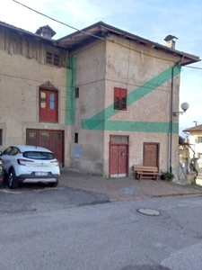 Appartamento in in vendita da privato a Borgo d'Anaunia via San Martino, 26