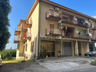 Appartamento in in vendita da privato a Brolo contrada Malpertuso, 39