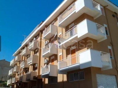 Appartamento in in vendita da privato a Campofelice di Roccella via Sardegna, 3