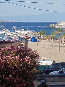 Appartamento in in vendita da privato a Giardini-Naxos via Stromboli