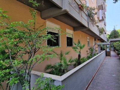 Appartamento in in vendita da privato a Palermo via Cardinale Mariano Rampolla, 10B