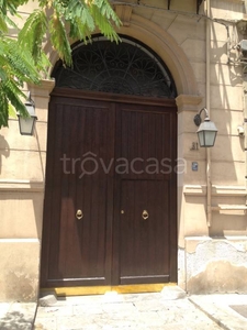 Appartamento in in vendita da privato a Palermo via Paolo Paternostro, 31