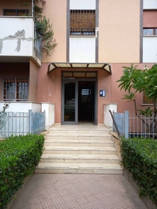 Appartamento in in vendita da privato a Palermo viale della Regione Siciliana Nord Ovest, 3350