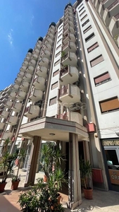 Appartamento in in vendita da privato a Palermo viale Emilia, 66