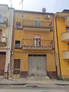 Appartamento in in vendita da privato a Piazza Armerina via Monsignor Palermo, 64