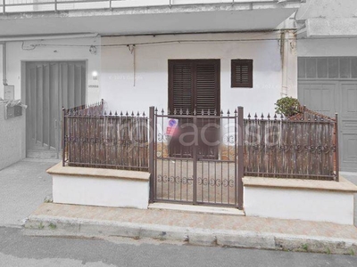 Appartamento in in vendita da privato a Ribera via Egadi, 1