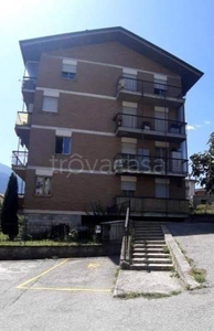 Appartamento in in vendita da privato ad Aosta regione Brenlo, 5
