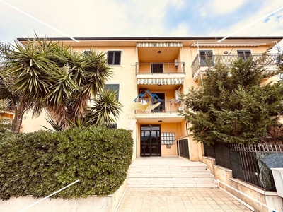 Appartamento in vendita a Bagheria via Catania