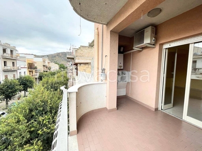 Appartamento in vendita a Bagheria via Ignazio Lanza di Trabia, 114