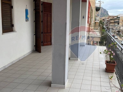 Appartamento in vendita a Bagheria via Sant'Antonio, 38