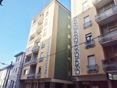 Appartamento in vendita a Barcellona Pozzo di Gotto trieste s.n.c