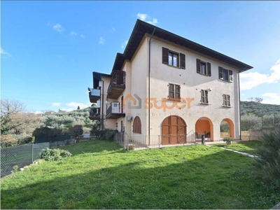 Appartamento in vendita a Bettona via Etrusca