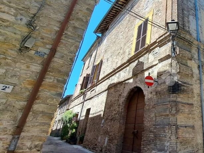Appartamento in vendita a Bevagna via Santa Maria Laurentia