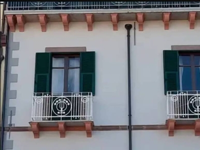 Appartamento in vendita a Bosa via Vincenzo Gioberti