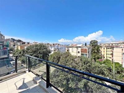 Appartamento in vendita a Cagliari via Scano, 00