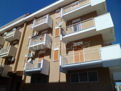 Appartamento in vendita a Campofelice di Roccella via Sardegna, 4