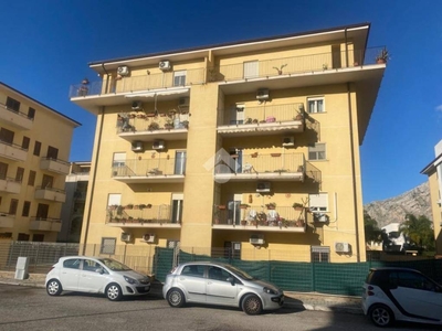 Appartamento in vendita a Capaci via Degli Oleandri, 15