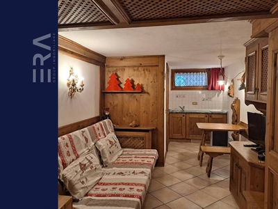 Appartamento in vendita a Cortina d'Ampezzo via Guide Alpine