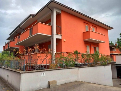 Appartamento in vendita a Foligno via Antonio Ridolfi