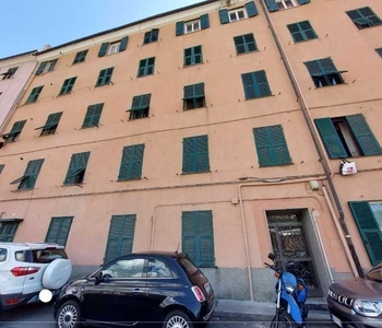 Appartamento in Vendita a Genova Via Argine Polcevera