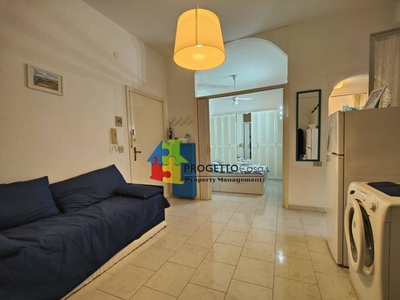 Appartamento in vendita a Giardini-Naxos via Naxos