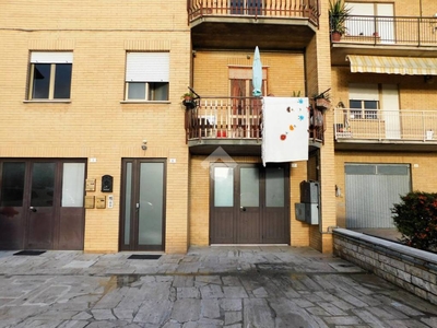 Appartamento in vendita a Gubbio via Madonna del Ponte, 5