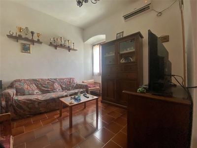 Appartamento in vendita a Iglesias iglesias Sulis,82