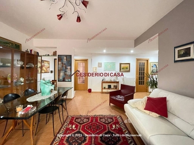 Appartamento in vendita a Lascari viale Alcide De Gasperi